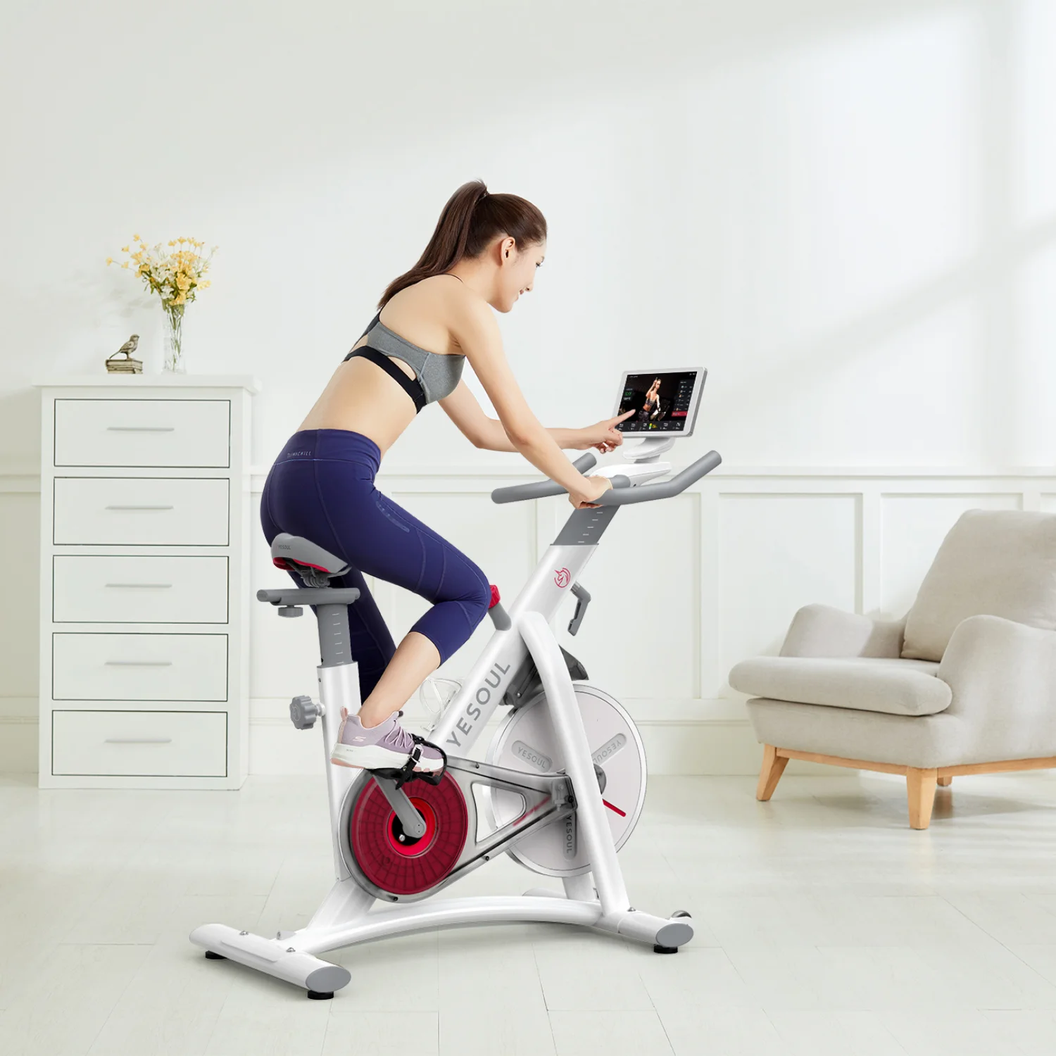 Реальное фото Велотренажер DFC Yesoul S3 PRO WHITE от магазина Спортев