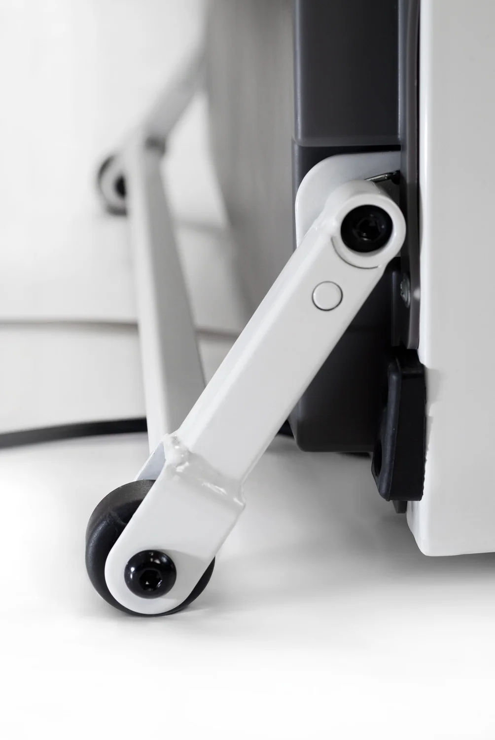 Реальное фото Беговая дорожка VictoryFit VF-612 от магазина Спортев