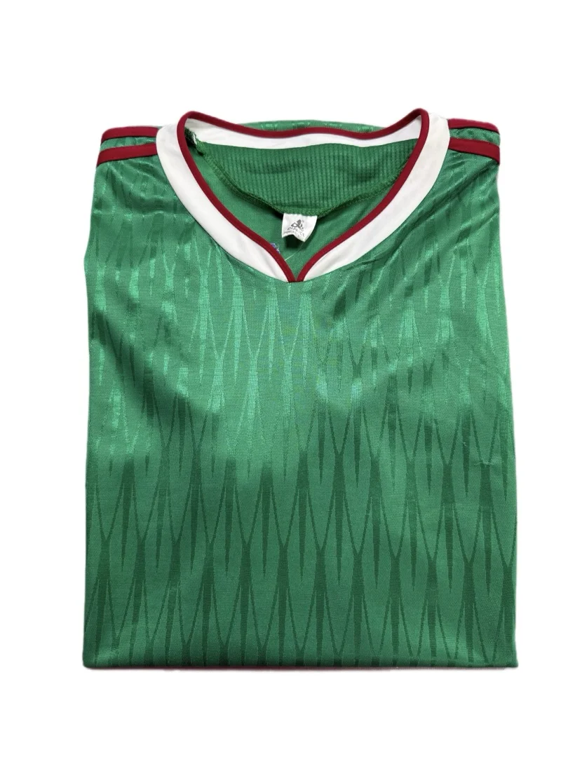 Реальное фото Форма футбольная Leader Team взр. green/red MX-07H от магазина Спортев