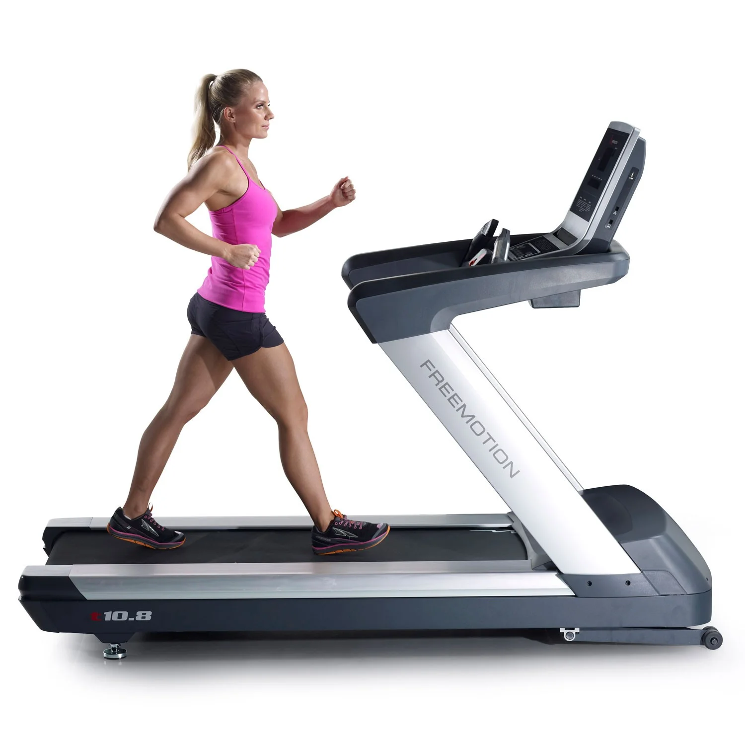 Реальное фото Беговая дорожка Freemotion  t10.8 FMTL70714-INT от магазина Спортев