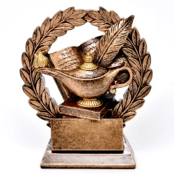 Фигура XCE39870 знание (H-12 см)