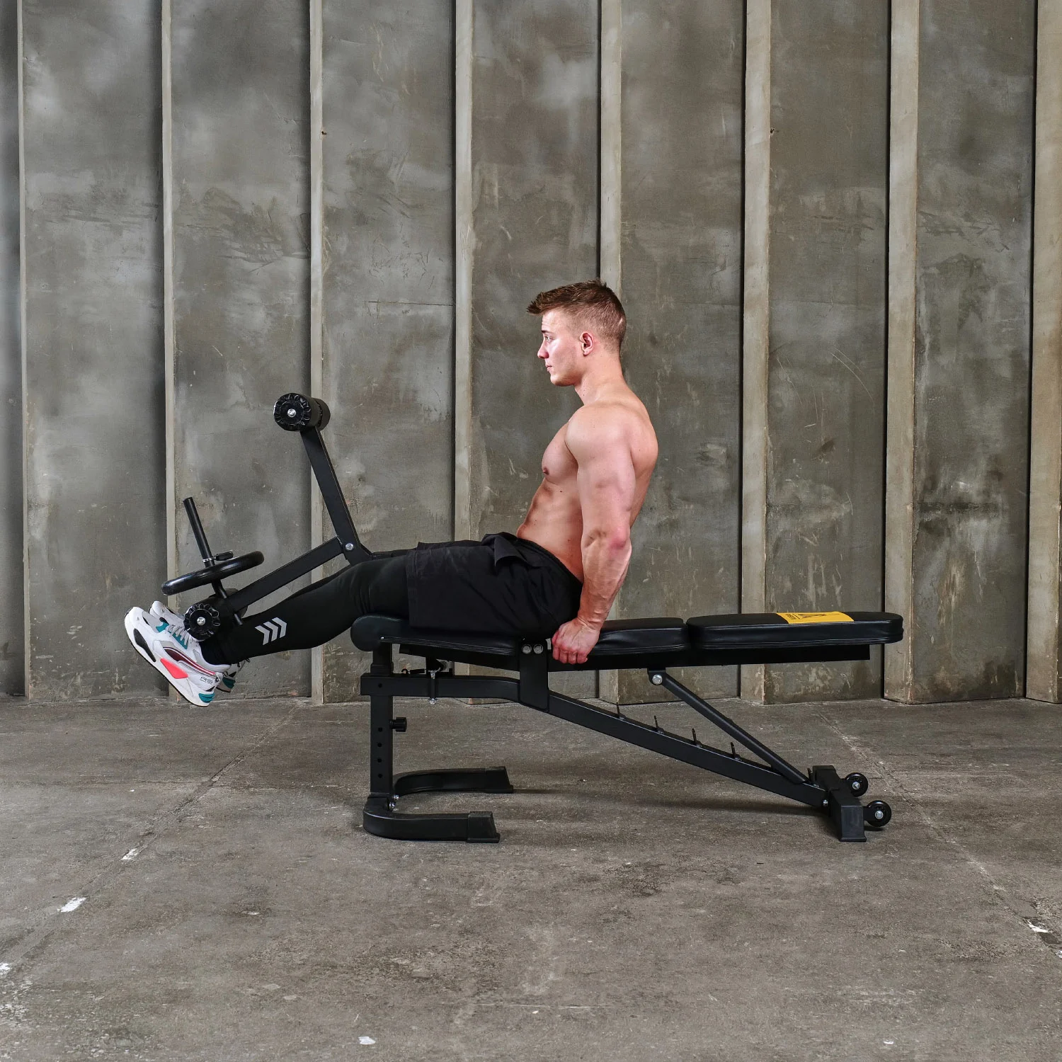 Реальное фото Скамья силовая DFC SUB018 от магазина Спортев