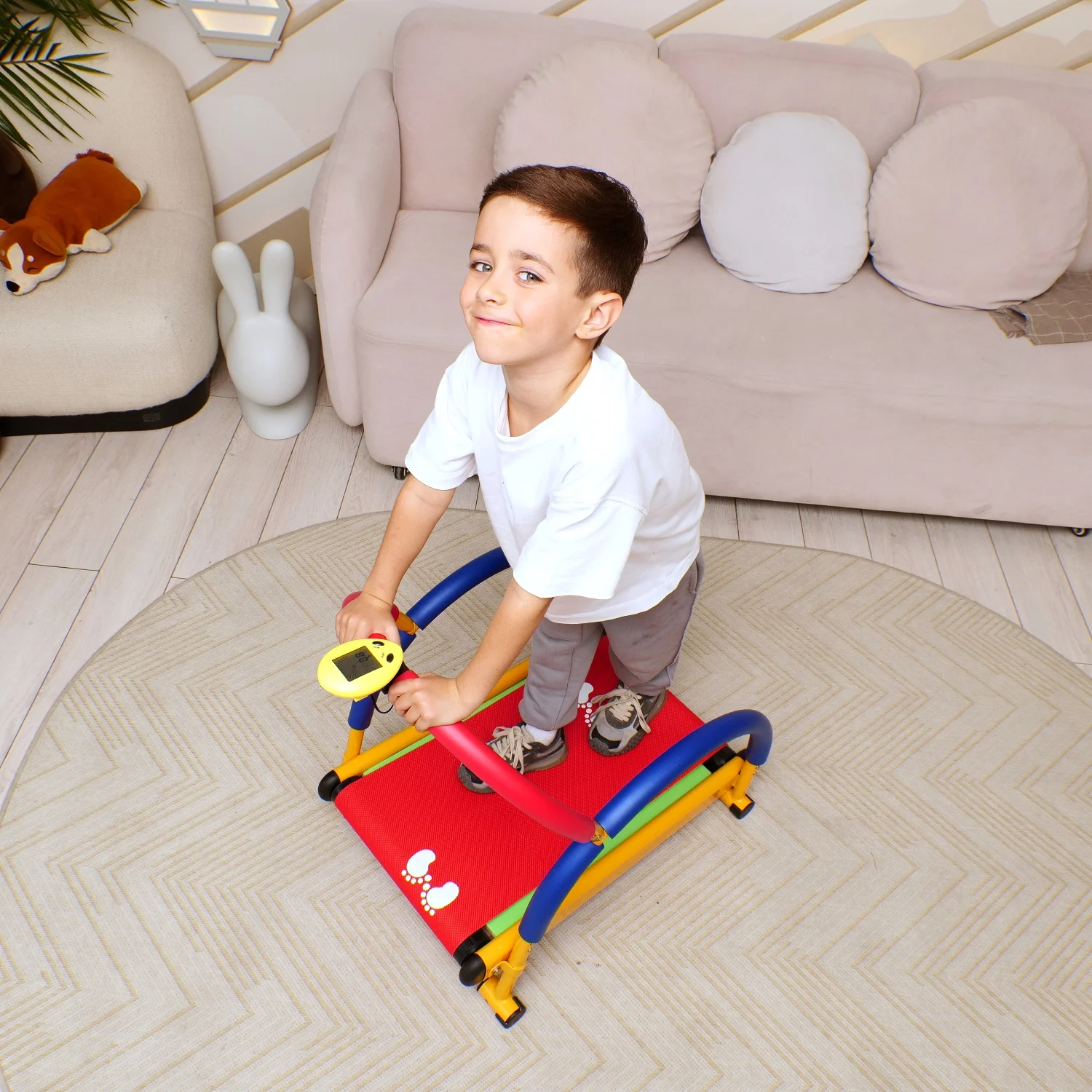 Реальное фото Беговая дорожка детская DFC (VT-2301) от магазина Спортев