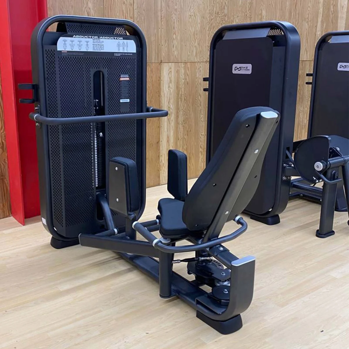 Реальное фото E7021JZ Сведение/Разведение ног сидя. Стек 135 кг от магазина Спортев