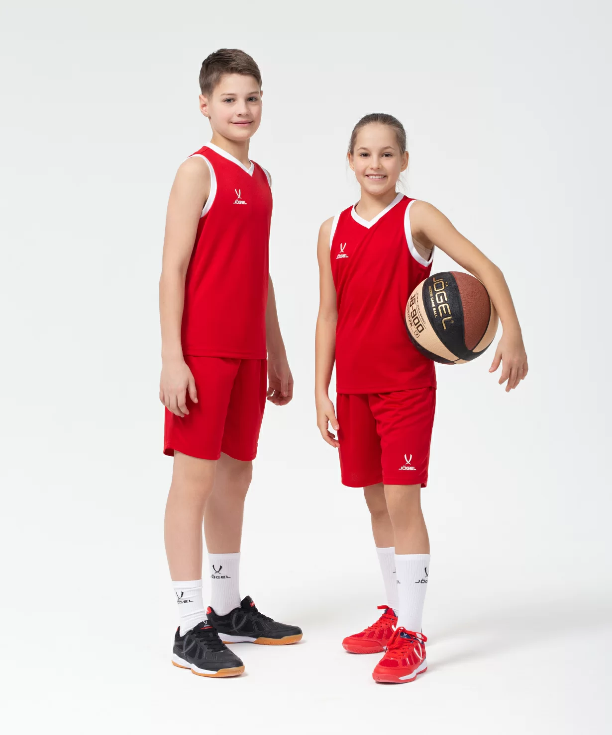 Реальное фото Шорты баскетбольные Camp Basic, красный, детский Jögel от магазина СпортЕВ