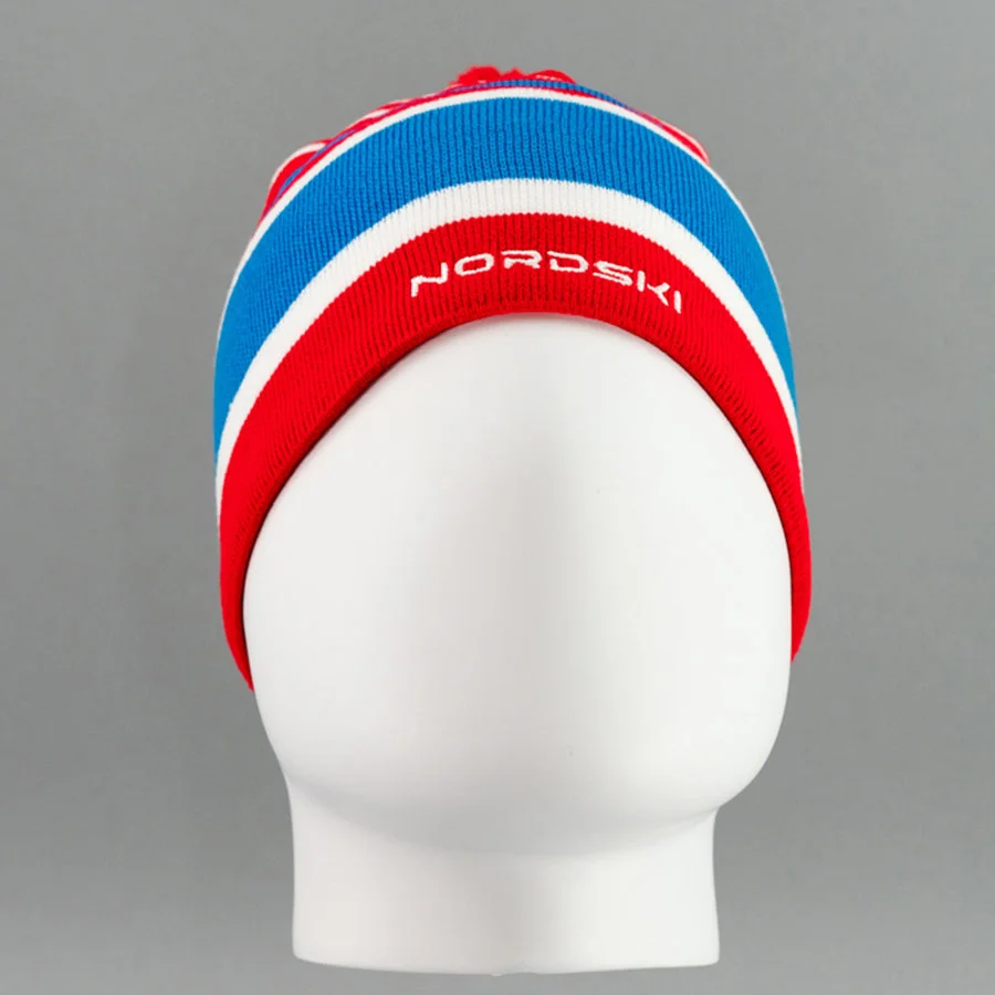Реальное фото Шапка Nordski Bright red RUS NSV473902 от магазина Спортев