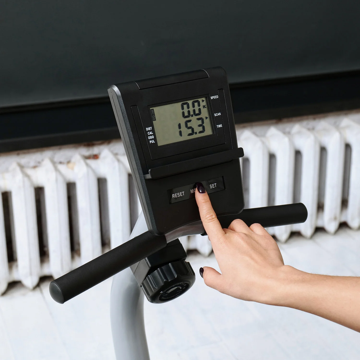 Реальное фото Велотренажер DFC GBYQ-2300D от магазина Спортев