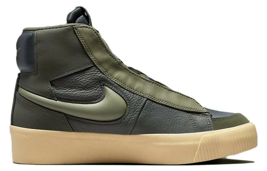 Реальное фото Кроссовки Nike Blazer Mid Victory DR2948-300 от магазина Спортев