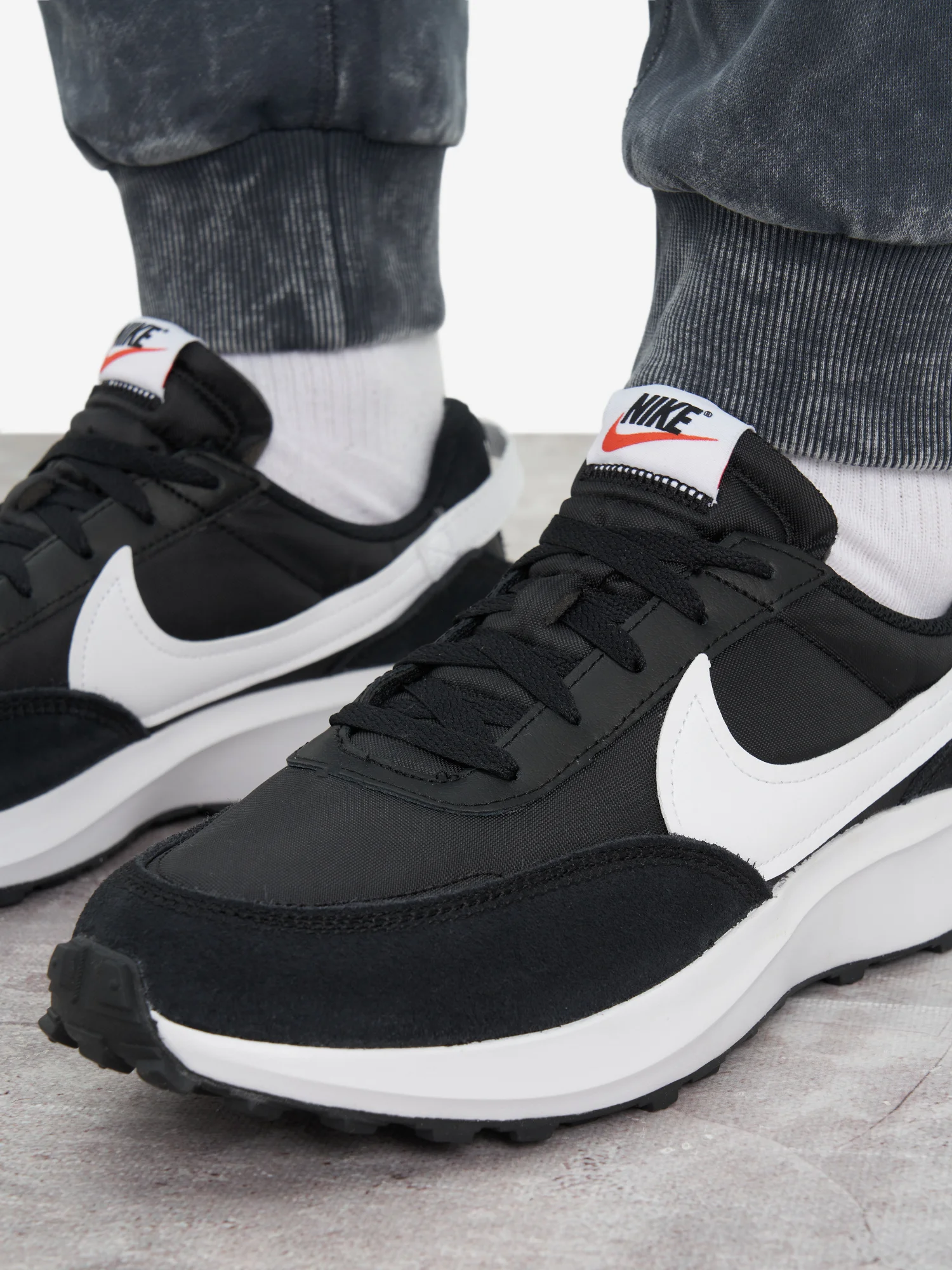 Кроссовки Nike Waffle Debut черный DH9522-001 Реальное фото Кроссовки Nike Waffle Debut черный DH9522-001 от магазина Спортев