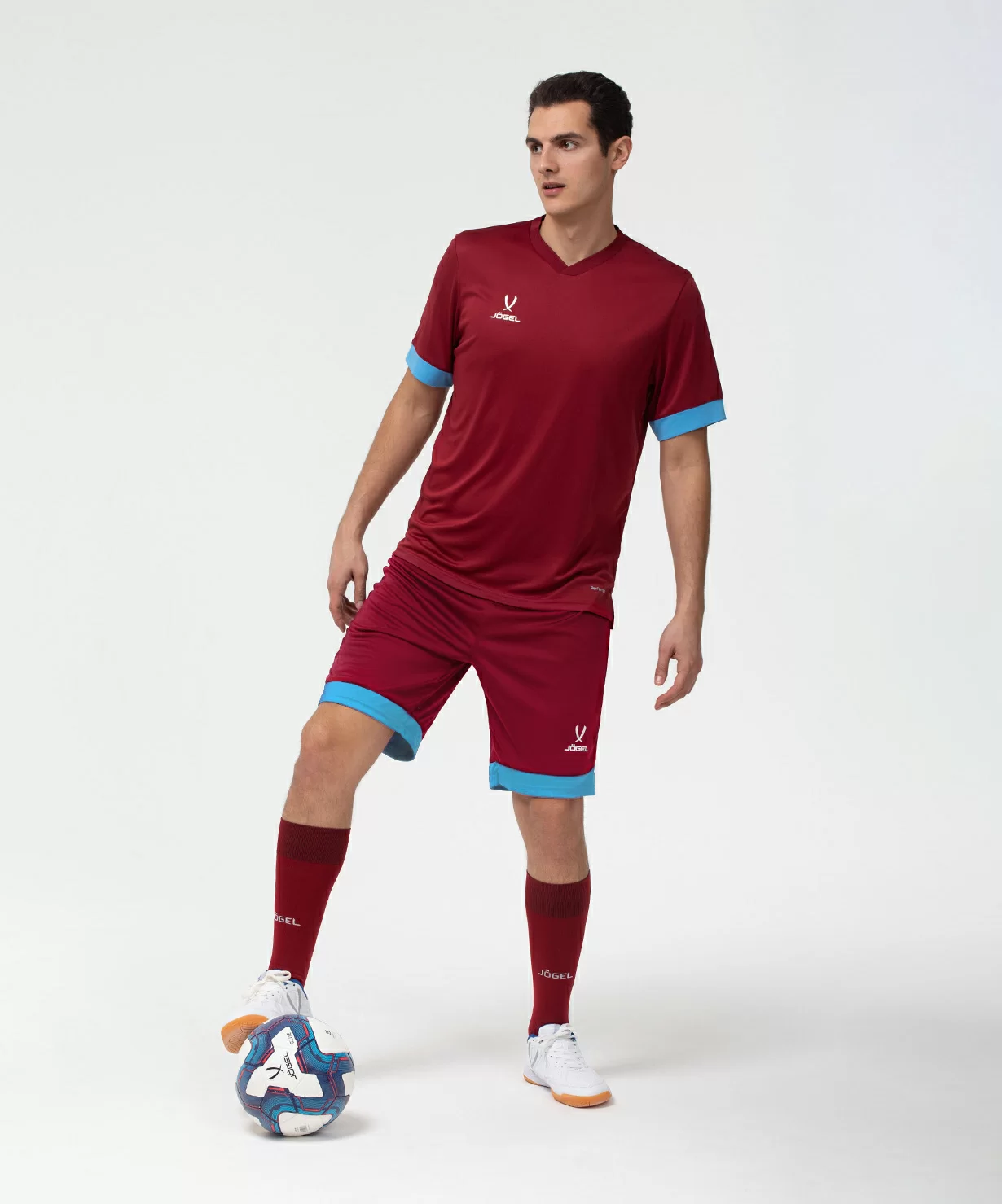 Реальное фото Футболка игровая JÖGEL DIVISION PerFormDRY Union Jersey, гранатовый/голубой/белый от магазина Спортев