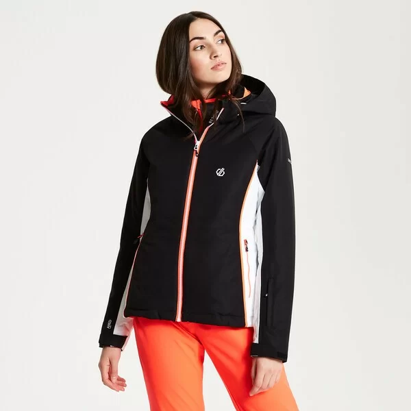 Реальное фото Куртка Thrive Jacket (Цвет 800, Черный) DWP437 от магазина СпортЕВ