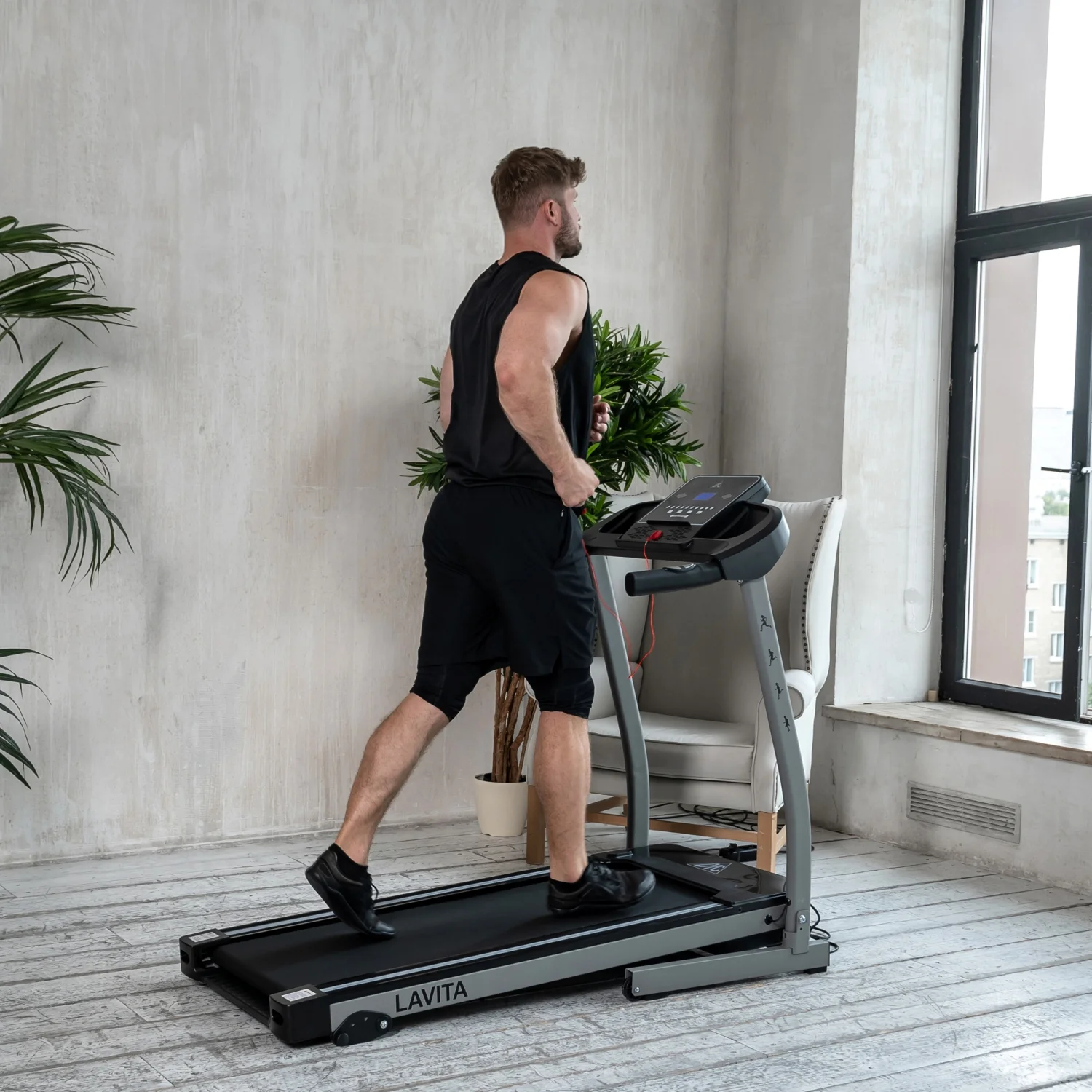 Реальное фото Беговая дорожка DFC LAVITA T350 от магазина Спортев