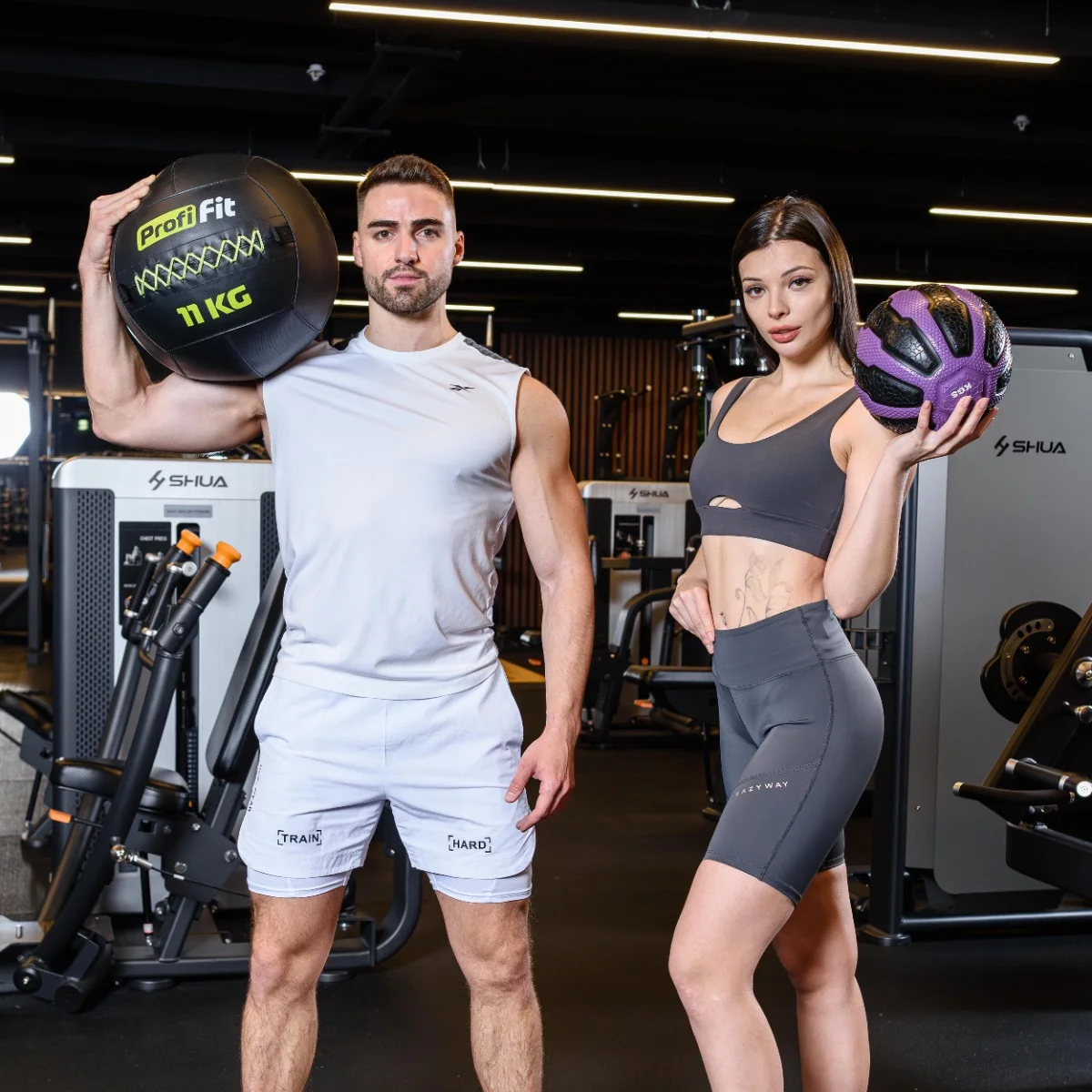 Реальное фото Медицинбол набивной (Wallball) PROFI-FIT 11 кг от магазина Спортев