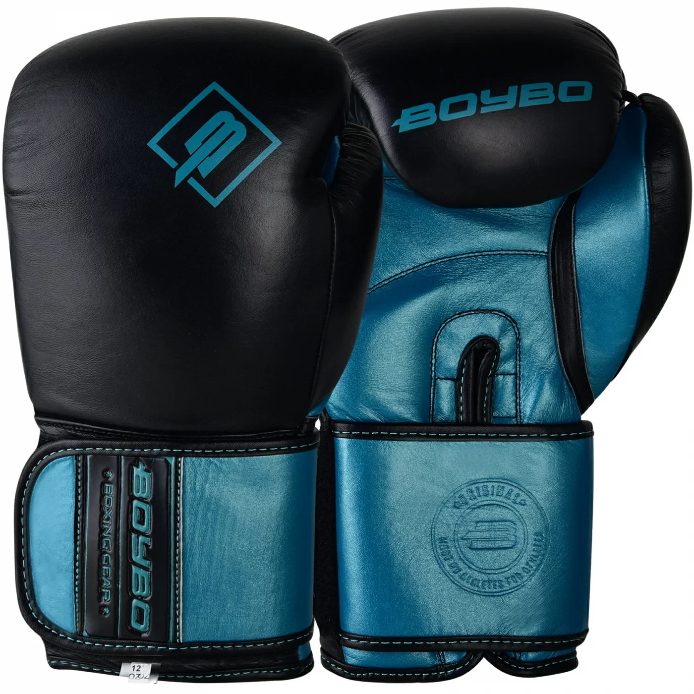 Реальное фото Перчатки боксерские BoyBo Exist кожа голубые BBG300 от магазина СпортЕВ