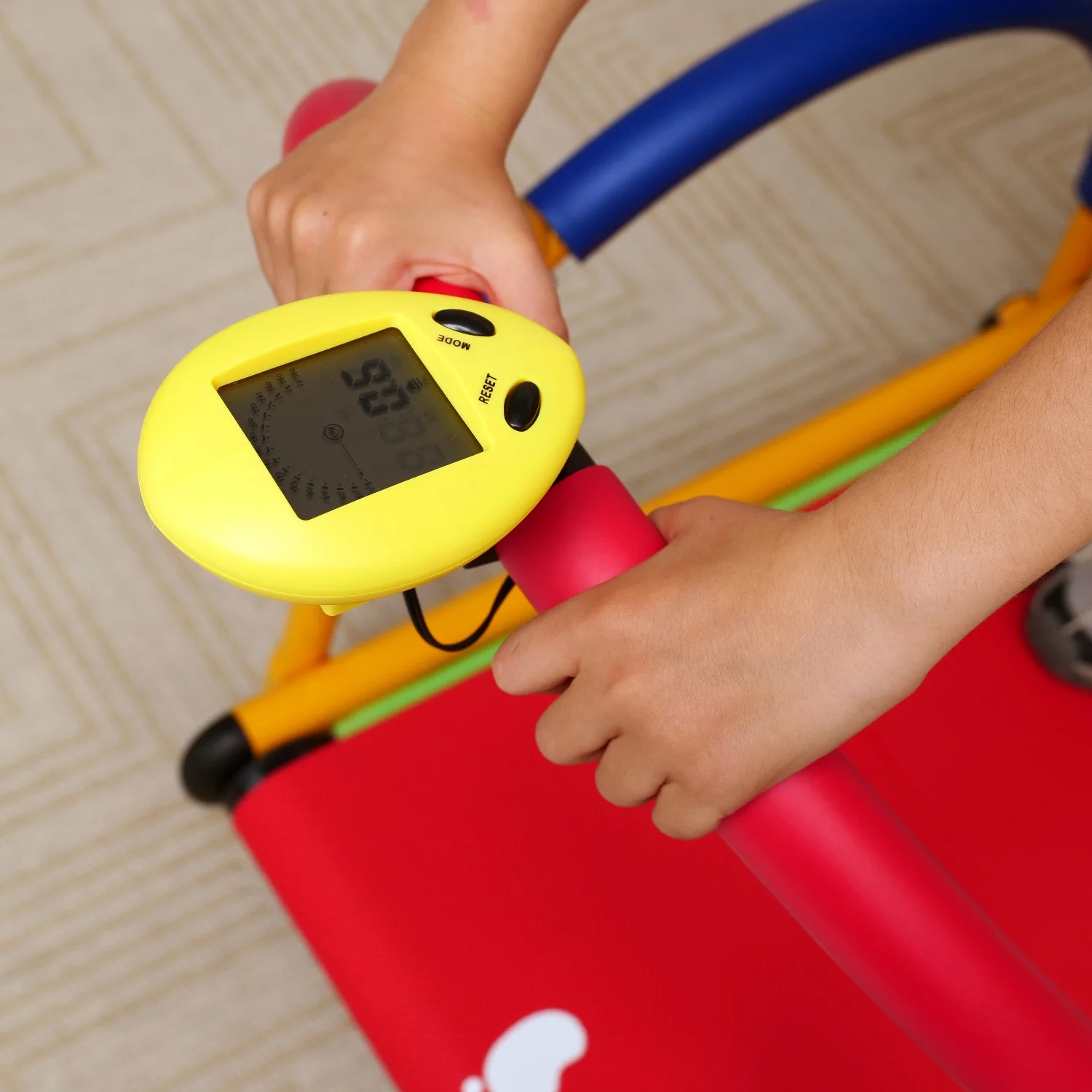 Реальное фото Беговая дорожка детская DFC (VT-2301) от магазина Спортев