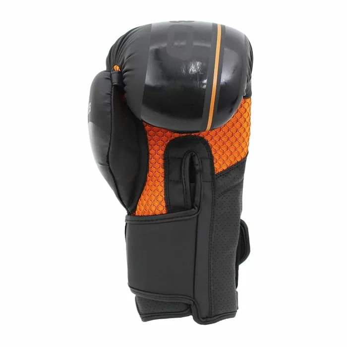 Реальное фото Перчатки боксерские BoyBo B-Series флекс оранжевые BBG400 от магазина СпортЕВ