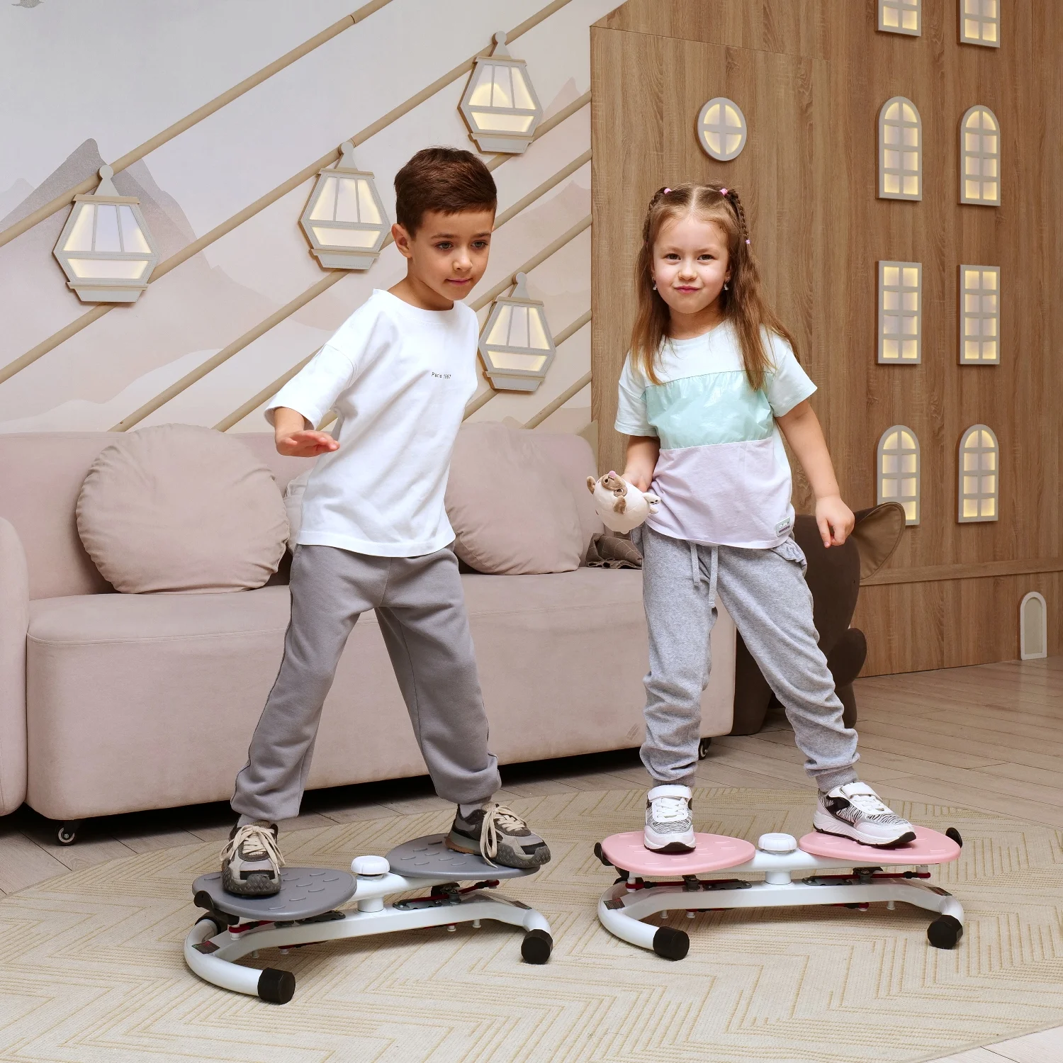 Реальное фото Фитнес платформа/горнолыжный тренажёр DFC "Twister Bow" с эспандерами TW-S108GR от магазина Спортев