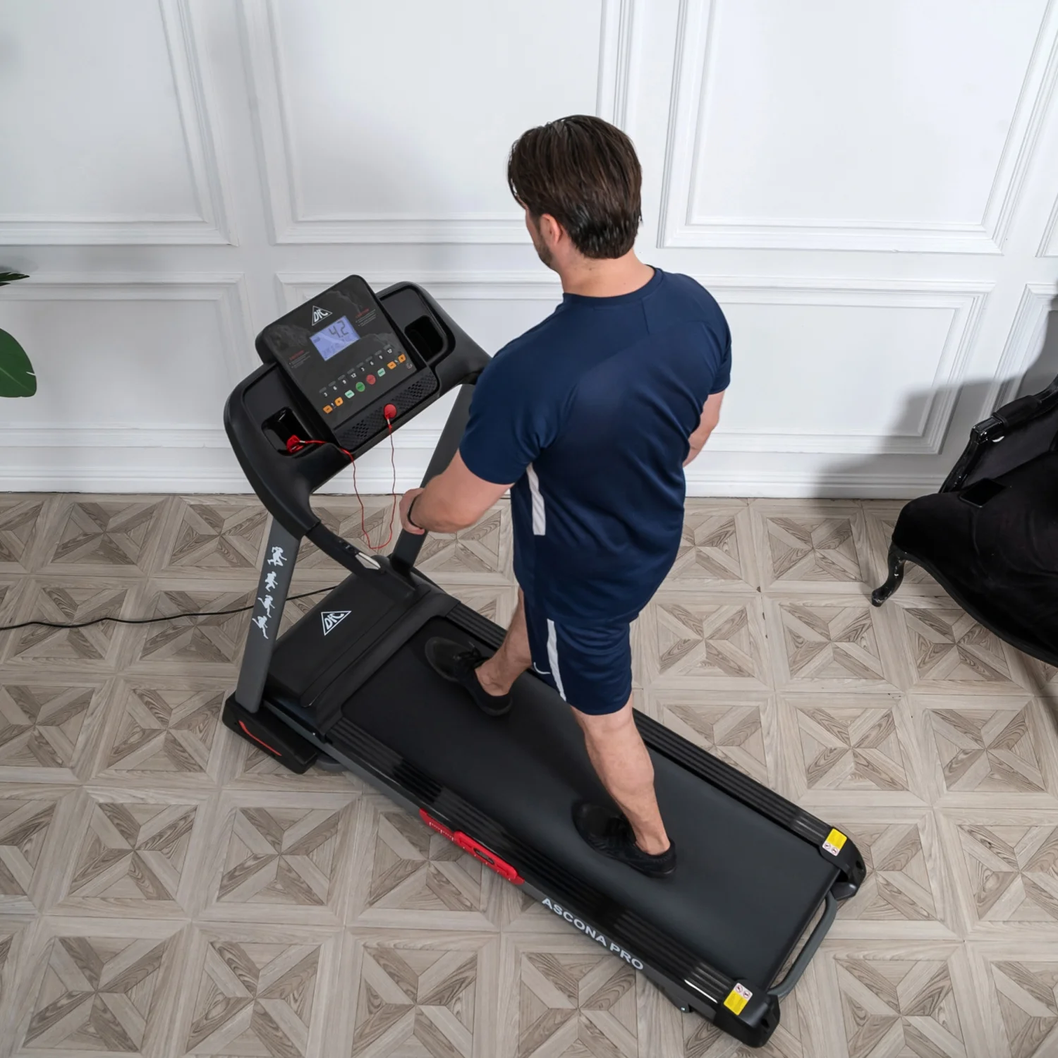 Реальное фото Беговая дорожка DFC ASCONA Pro T640 от магазина Спортев