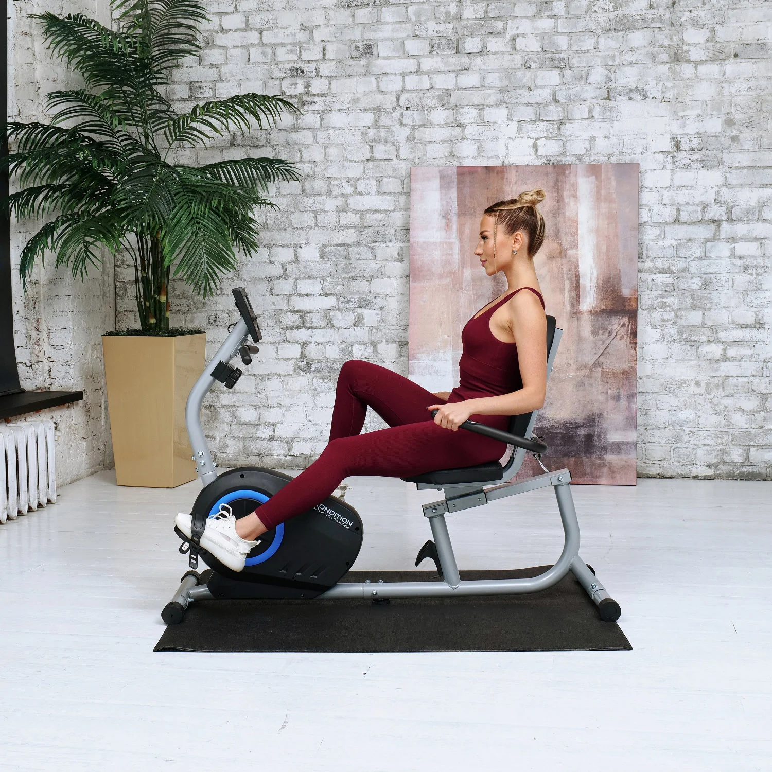 Реальное фото Велотренажер DFC GBYQ-2300D от магазина Спортев