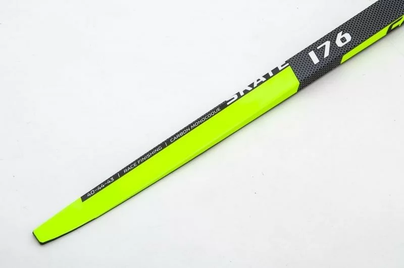Беговые лыжи STC Brados Carbon Skate Yellow 2023 GT7200 Реальное фото Беговые лыжи STC Brados Carbon Skate Yellow 2023 GT7200 от магазина Спортев