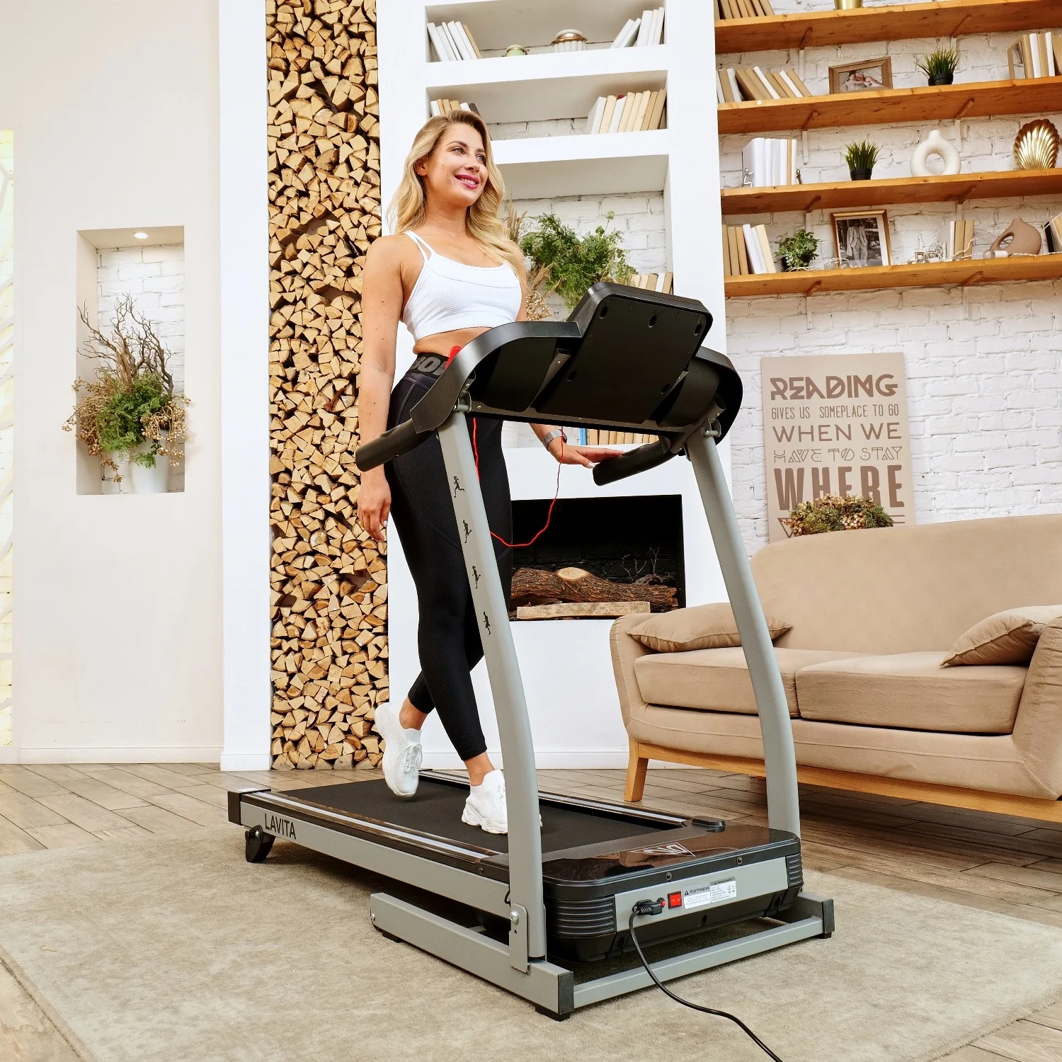 Реальное фото Беговая дорожка DFC LAVITA T350 от магазина Спортев