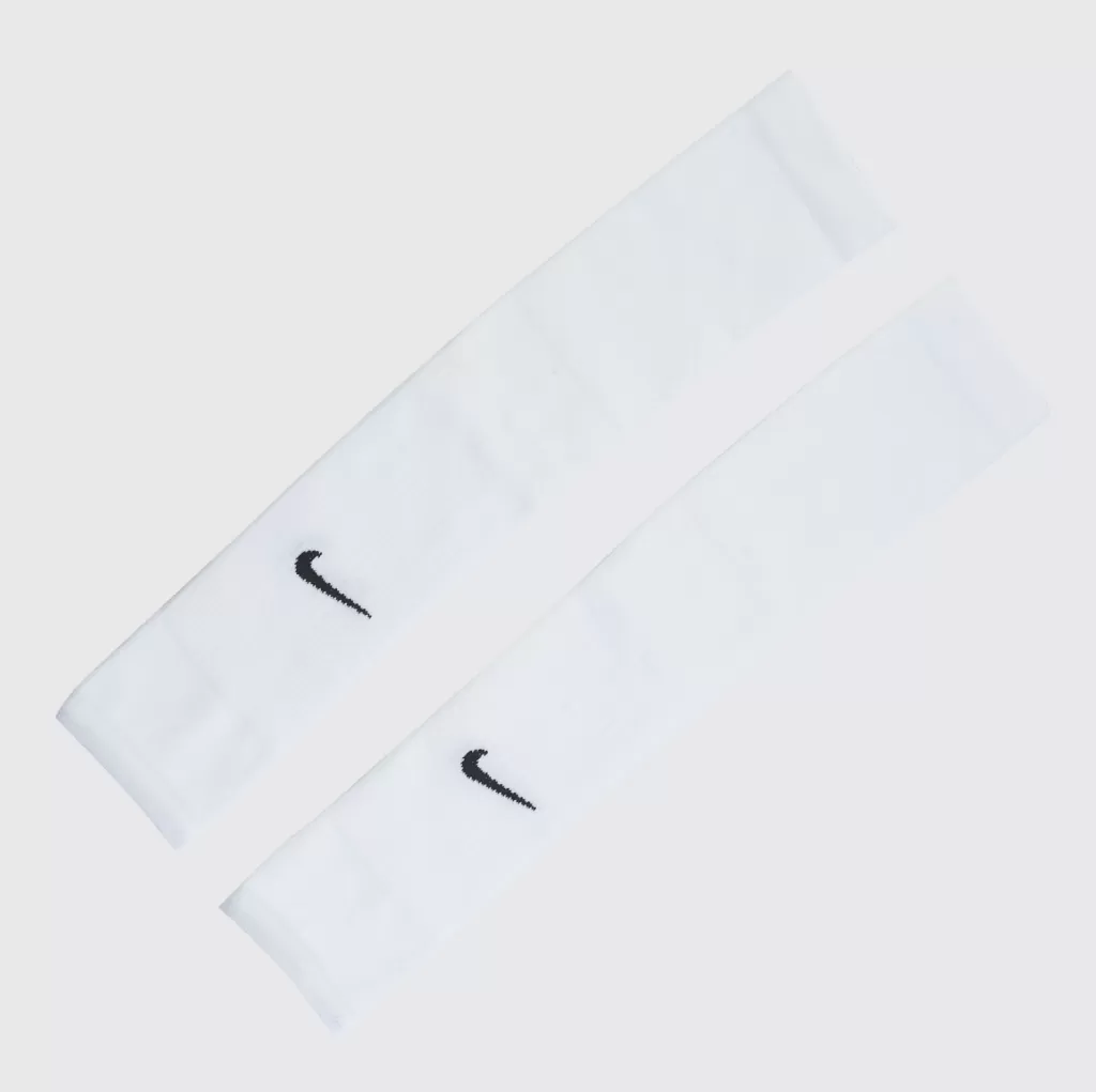 Реальное фото Гетры без носка Nike белый от магазина Спортев