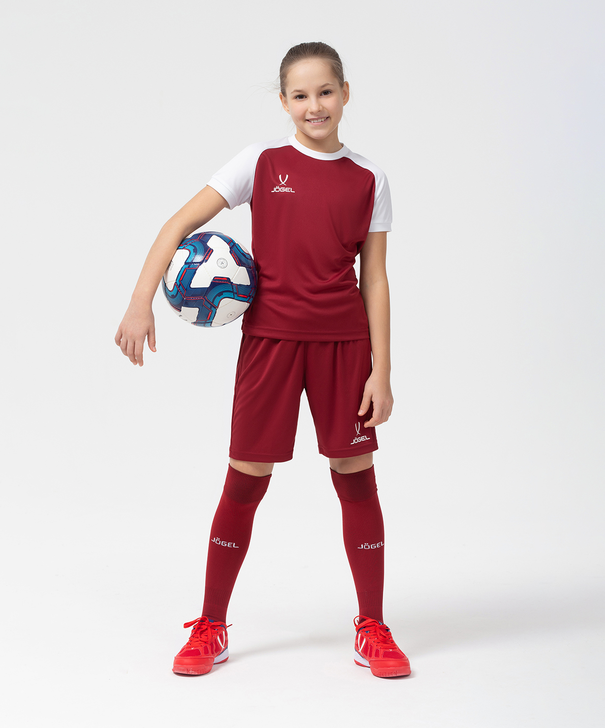 Реальное фото Шорты игровые JÖGEL CAMP Classic Shorts, гранатовый/белый, детский от магазина Спортев