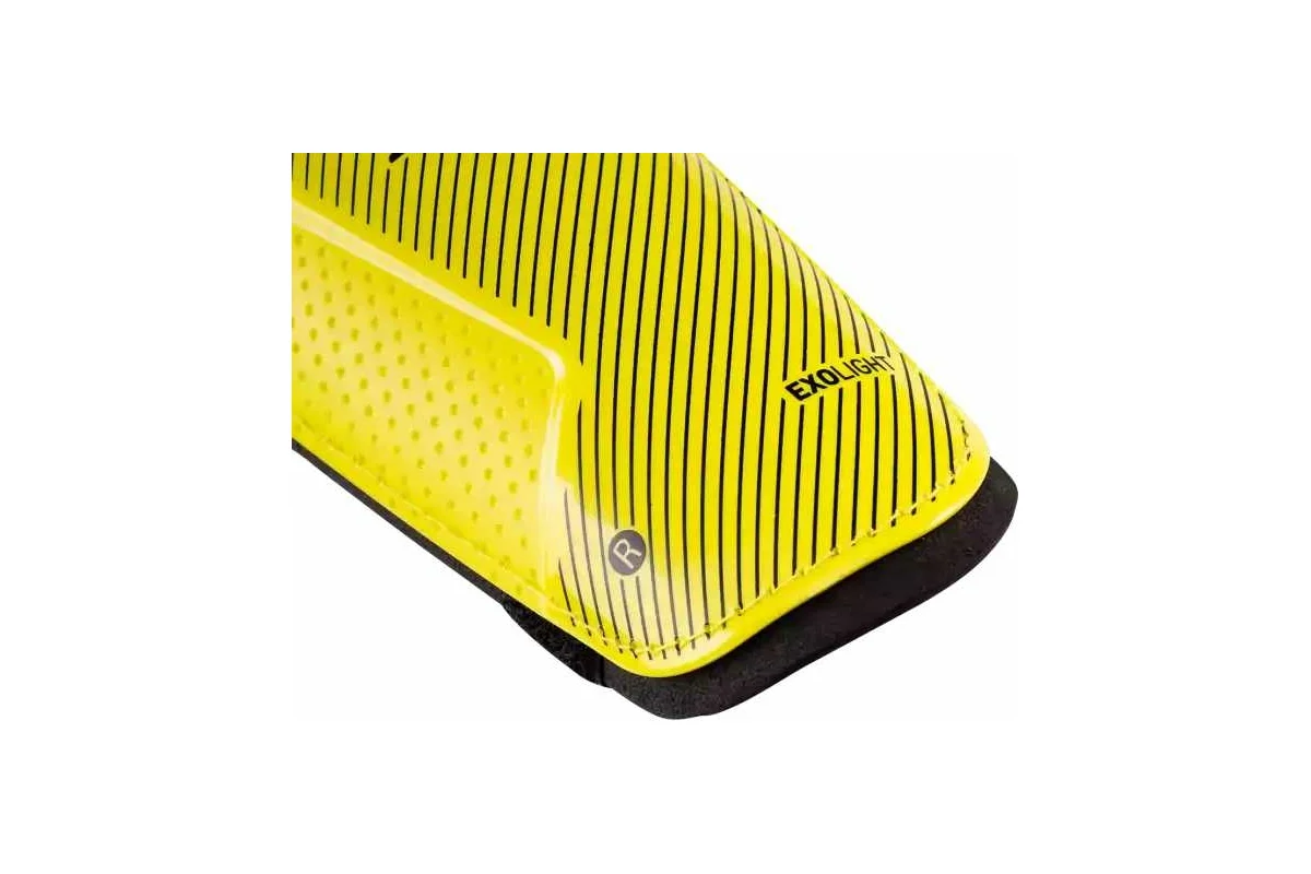 Реальное фото Щитки футбольные Jogel JA-201 желтые 12219 от магазина Спортев